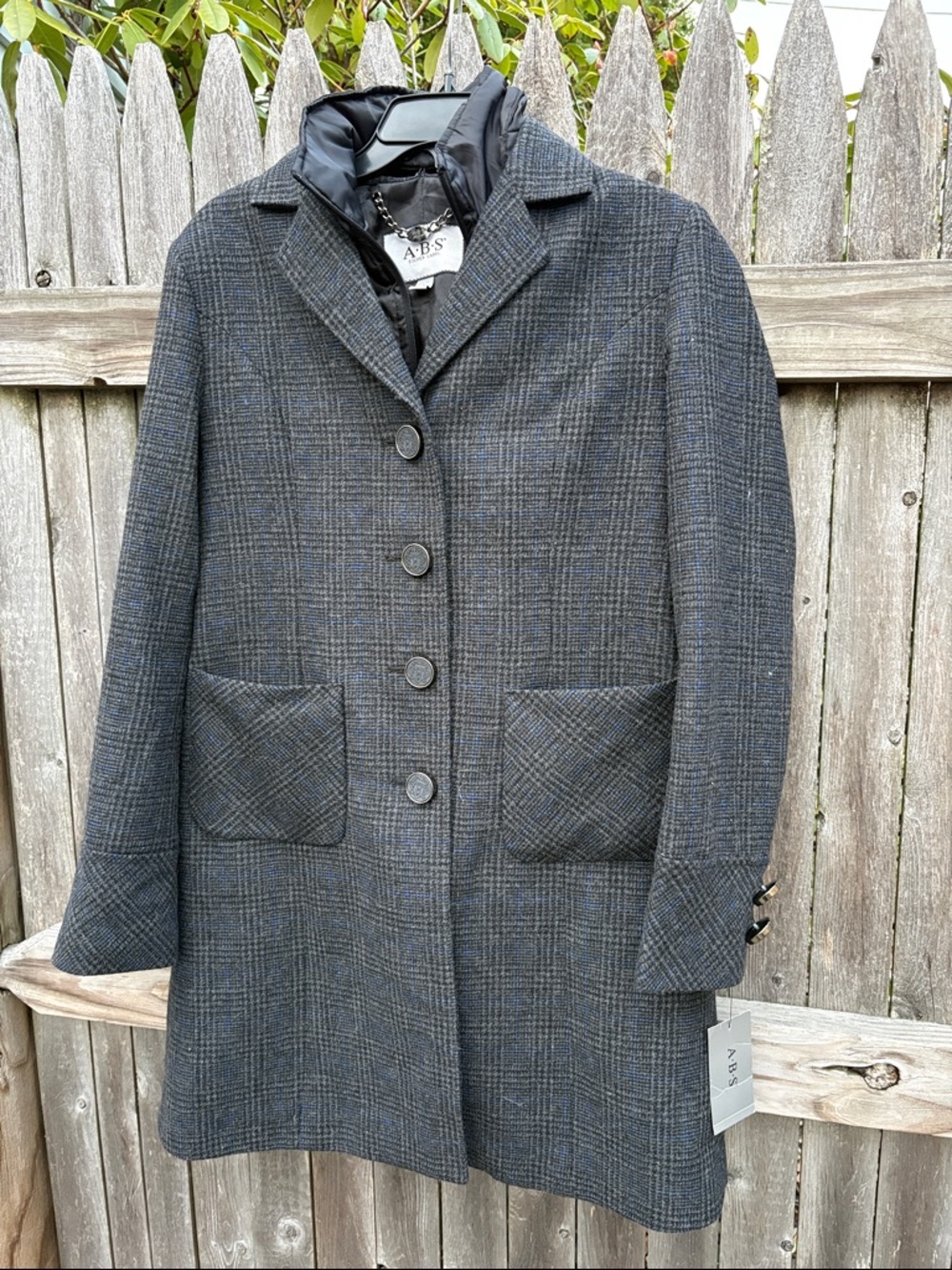 ABS Allen Schwartz size 8 wool coat with removable lining. NWT!